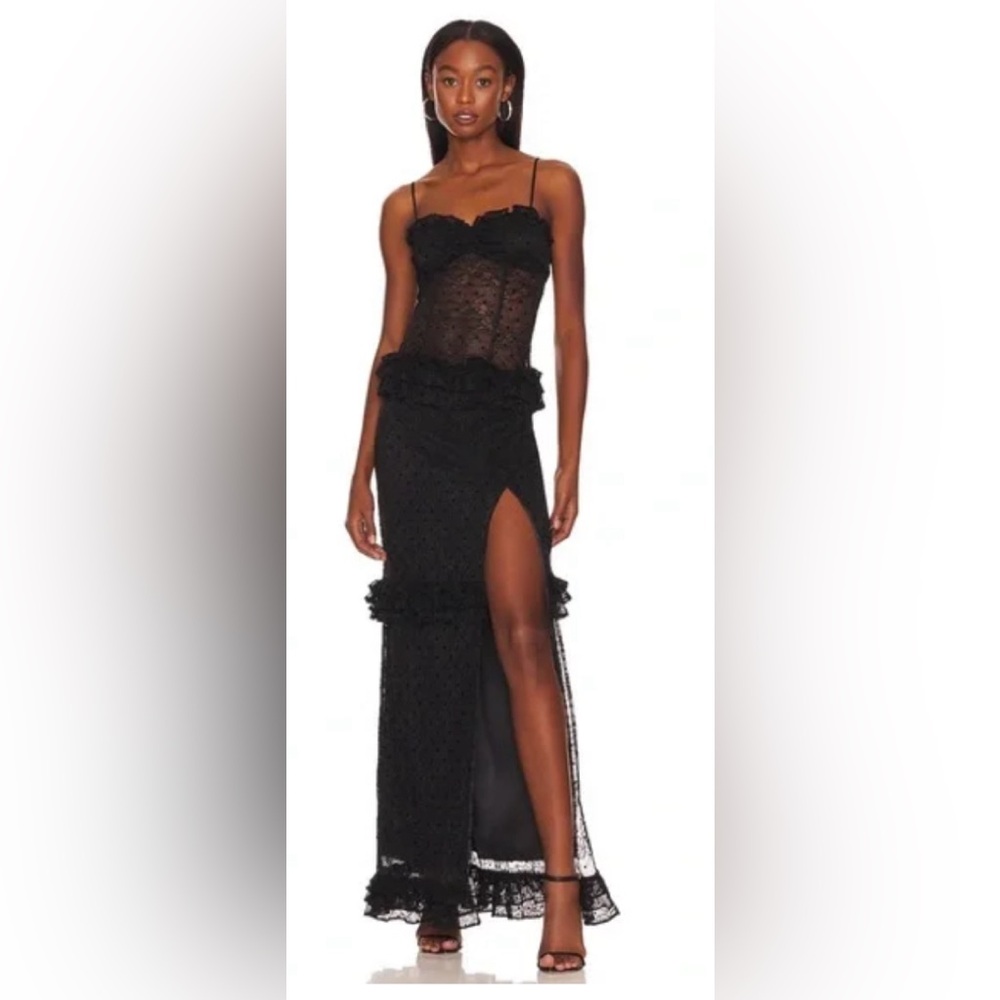 Majorelle Sienna Lace Gown XS
NWT